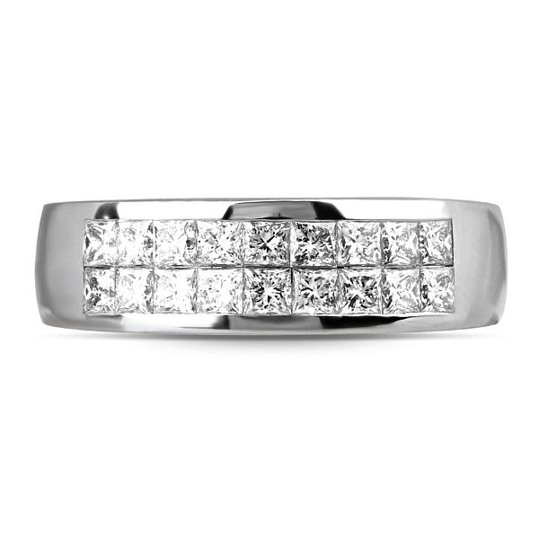 Кольцо из белого золота с бриллиантами