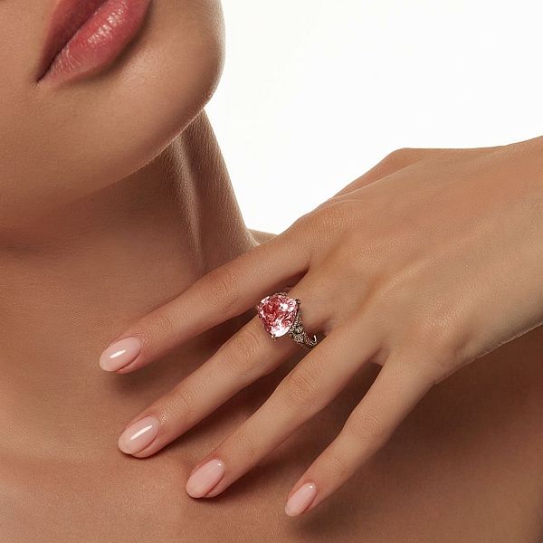 Кольцо из белого золота с морганитом 1.65 ct и бриллиантами