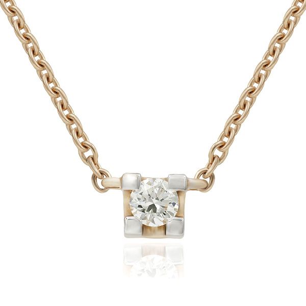 Колье из красного золота с бриллиантом