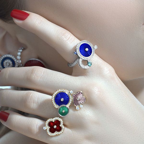 Кольцо из белого золота с бриллиантами