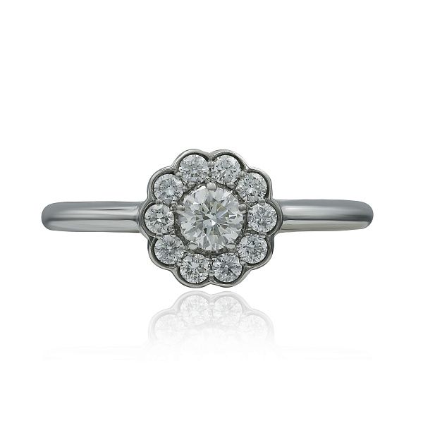 Кольцо из белого золота с бриллиантами