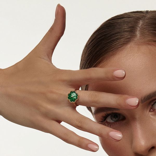 Кольцо из желтого золота с бриллиантом