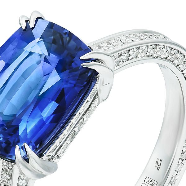 Кольцо с сапфиром из белого золота 4.17 ct и бриллиантами