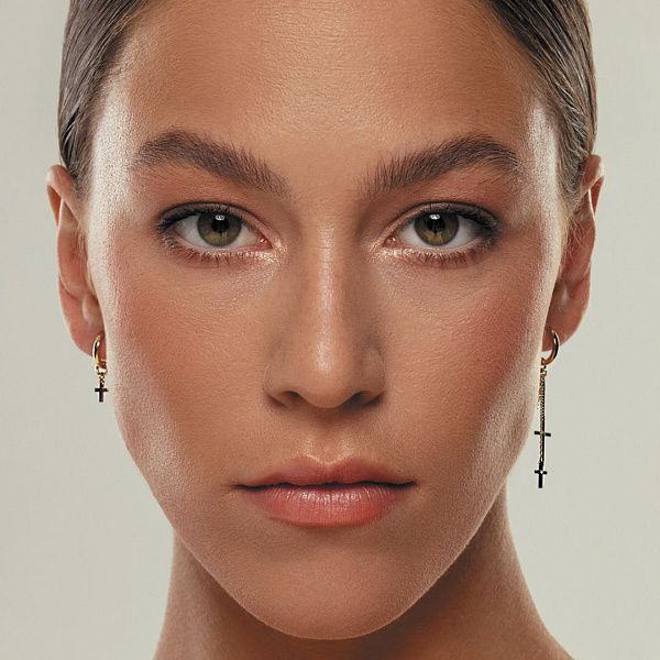 Серьги из желтого золота с бриллиантами