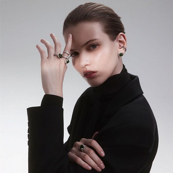 Кольцо из белого золота с турмалином 4.02 ct и бриллиантами