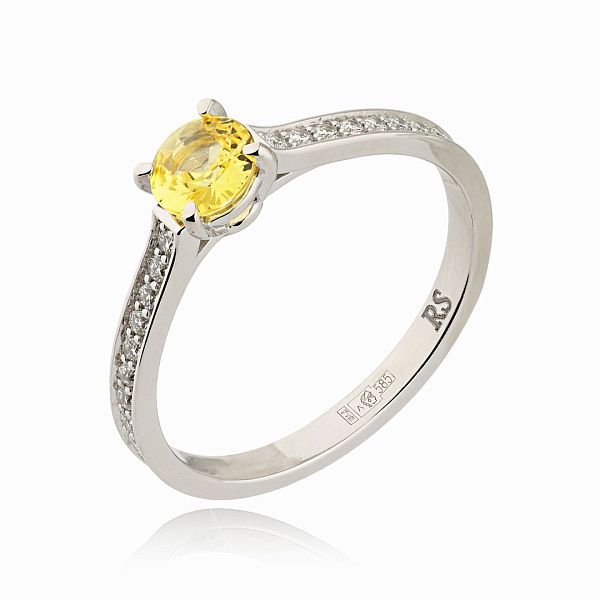 Кольцо из белого золота с сапфиром и бриллиантами