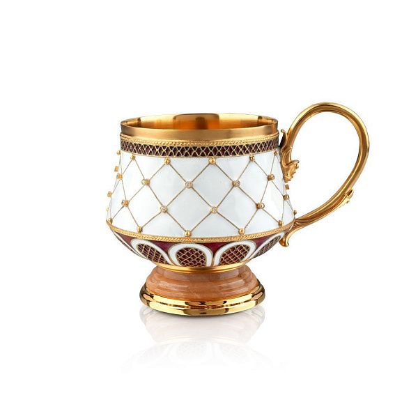 Чашка из серебра с кварцитом и бриллиантами