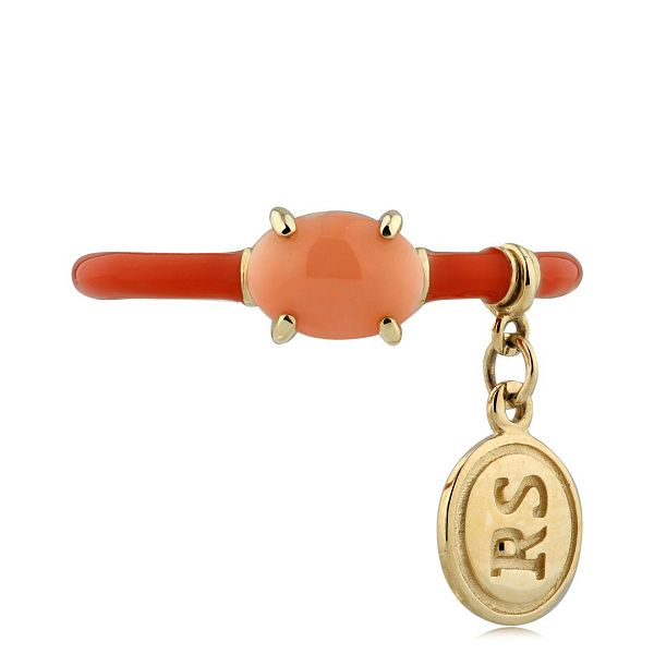 Кольцо из желтого золота с кораллом