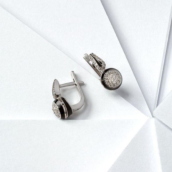 Серьги из белого золота с бриллиантами