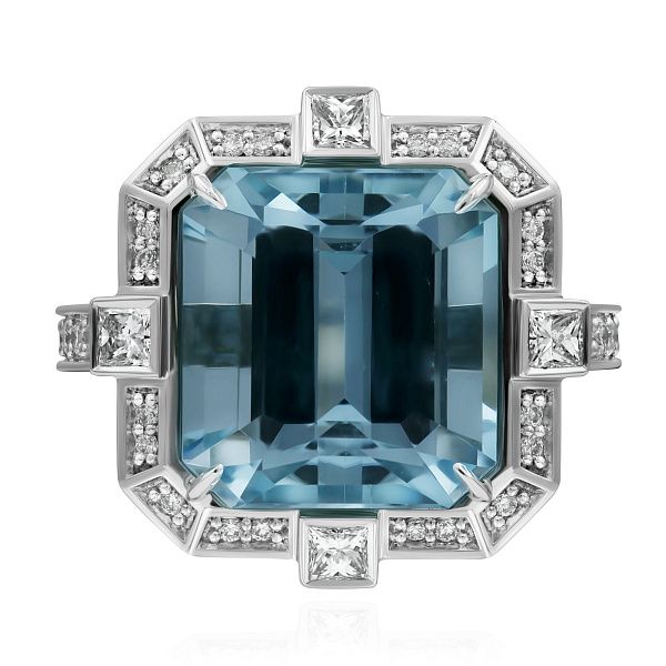 Кольцо из белого золота с аквамарином 7.89 ct и бриллиантами
