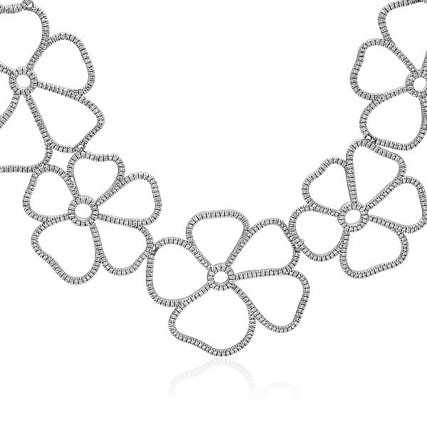 Колье из белого золота с бриллиантами