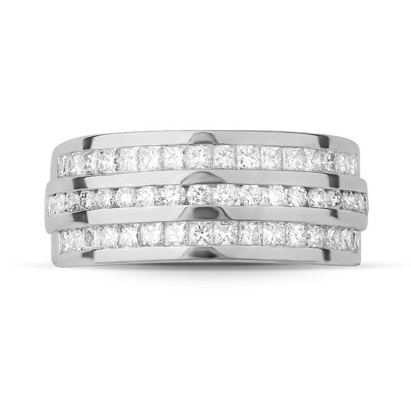 Кольцо из белого золота с бриллиантами