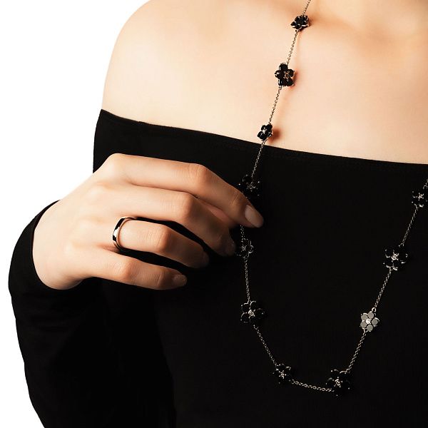 Кольцо из белого золота