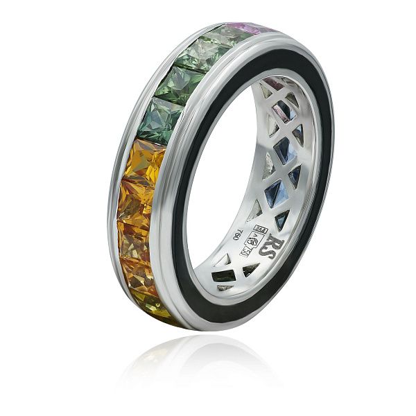 Кольцо из белого золота с сапфирами