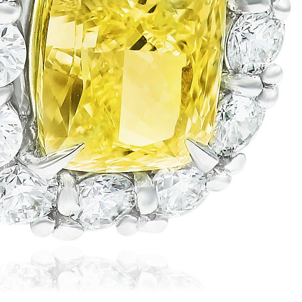 Серьги из белого золота с желтыми бриллиантами 2.02 ct