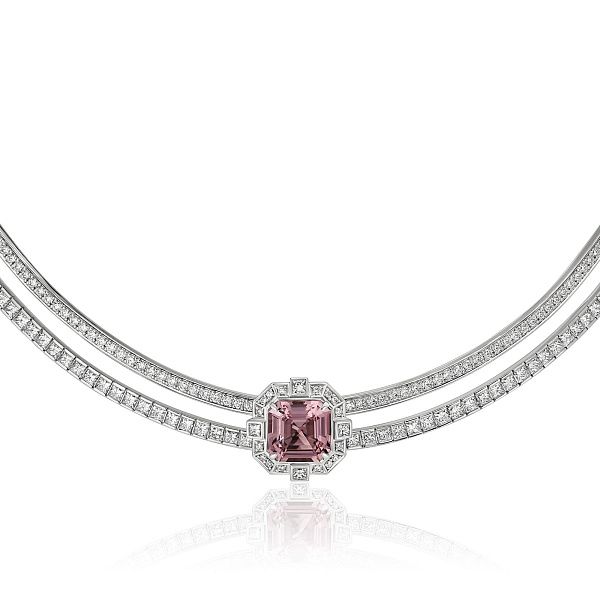 Колье из белого золота с морганитом 4.18 ct и бриллиантами